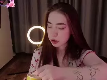 berry_muffin on Chaturbate 