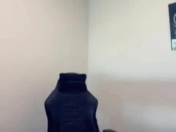 Bigsnakeman1995 from Chaturbate
