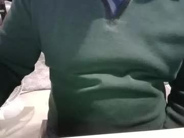 bobbyhill27b from Chaturbate