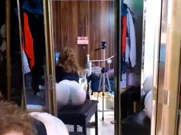 bombshellbaeby from Chaturbate