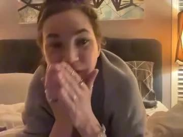 bosskingandqueen from Chaturbate