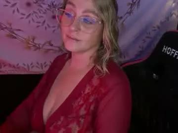 bossmomma from Chaturbate