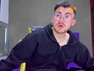 Brunowalkerr from Chaturbate