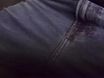 bullen2004 from Chaturbate