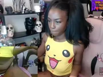 Bunniikimi from Chaturbate