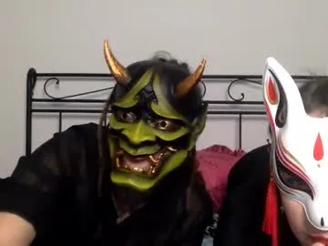 Bunnyandthebeast1990 from Chaturbate