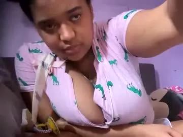 bunnyslittlecum from Chaturbate