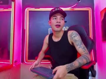 Calvin_parker from Chaturbate