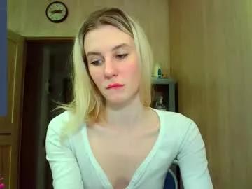 caramel_pie_ from Chaturbate