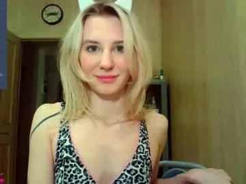 caramel_pie_ from Chaturbate