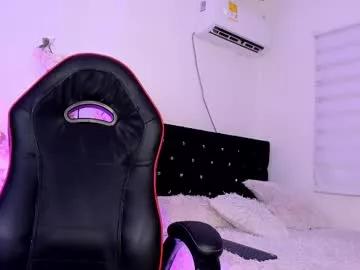 caramelo_exotico from Chaturbate