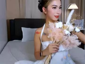 Carolinariches from Chaturbate