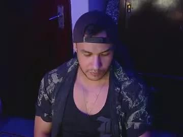 casas_oom from Chaturbate