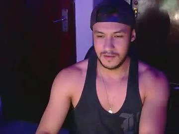 casas_oom from Chaturbate