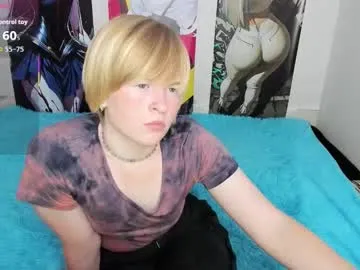 Cattie_w_ from Chaturbate