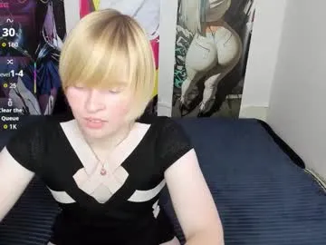 Cattie_w_ from Chaturbate