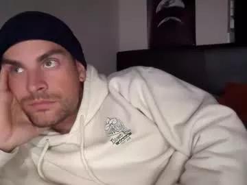 ccmanrivs120 from Chaturbate