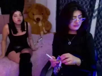 Try our streaming cams variety and talk on a personal level with our adorable girls streamers, showing off their bountiful shapes and dildos.