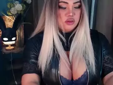 Cellinekittcumerr from Chaturbate