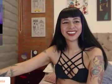 Chell_gh from Chaturbate