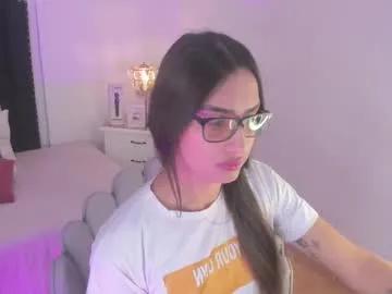 Cherrylady2 from Chaturbate