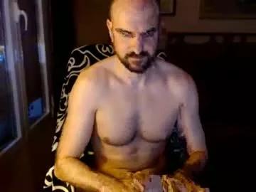 chicocam1983 from Chaturbate