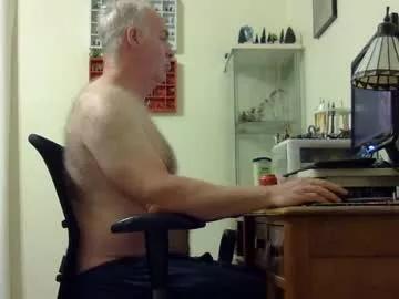 Chris2002b from Chaturbate