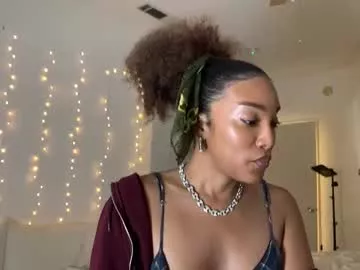 cinnamondeity88 on Chaturbate 