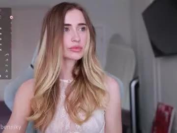 coconutaura from Chaturbate