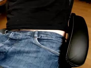 Commanderchip from Chaturbate