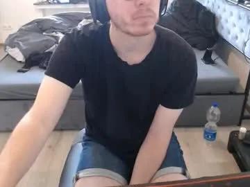 Commanderchip from Chaturbate