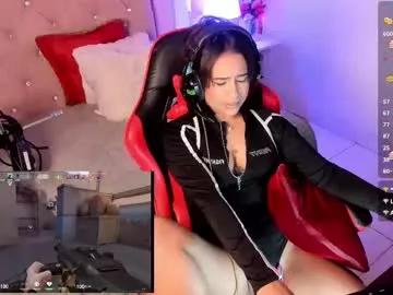cookiesandboots from Chaturbate