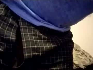 Cooldudelo from Chaturbate