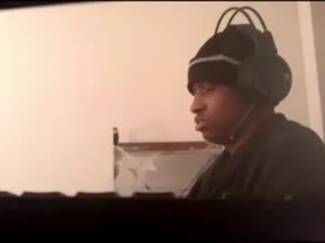 coolvibes69 on Chaturbate 