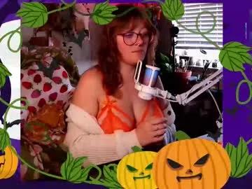 Cornchloestar from Chaturbate