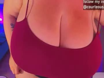 courteous_raspberrrry from Chaturbate is Freechat