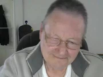 crockett2211 from Chaturbate