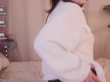 Cuddlebyyou from Chaturbate