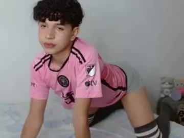 cuddly_twinkie from Chaturbate