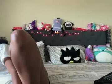 Cum2charmxx from Chaturbate