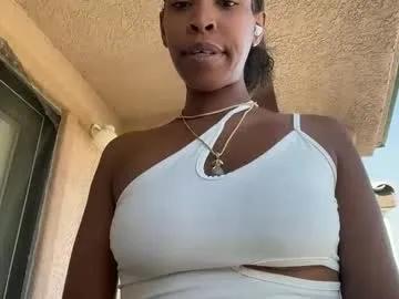 Cum2charmxx from Chaturbate