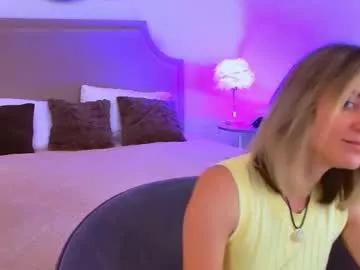 cutemirage from Chaturbate is Freechat
