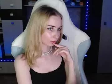 Cutti_crystal from Chaturbate