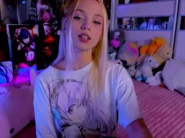 cuttie_ponyy from Chaturbate