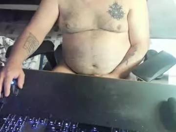 Dadbodfatrod from Chaturbate