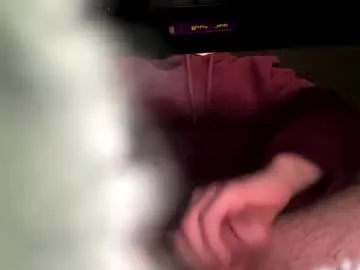 Daddybraiden22 from Chaturbate