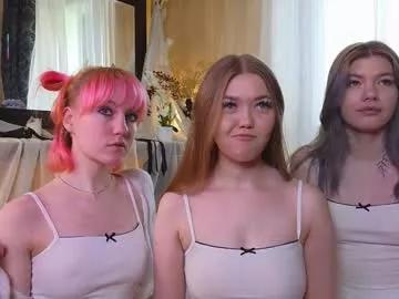 Try our streaming cams variety and talk on a personal level with our adorable girls streamers, showing off their bountiful shapes and dildos.
