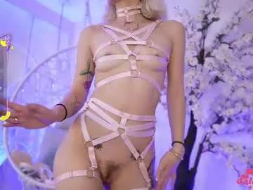 dalahiarushh from Chaturbate