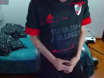 Dandythomas from Chaturbate