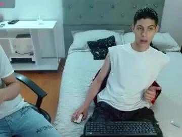 Dandythomas from Chaturbate